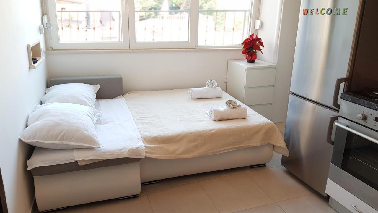 Holiday Home Gustirna Selca  Zimmer foto